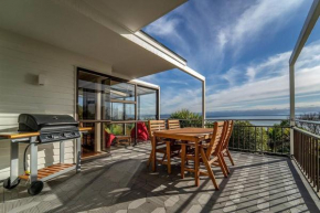 Tiro Tai - Coastal Views